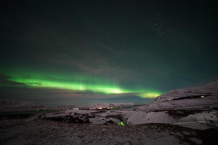 Kleingruppen-Nordlichter-Tour ab Reykjavik, Island, mit professioneller Fotografie und Wikinger-Requisiten, Foto 14 | wizardtrip