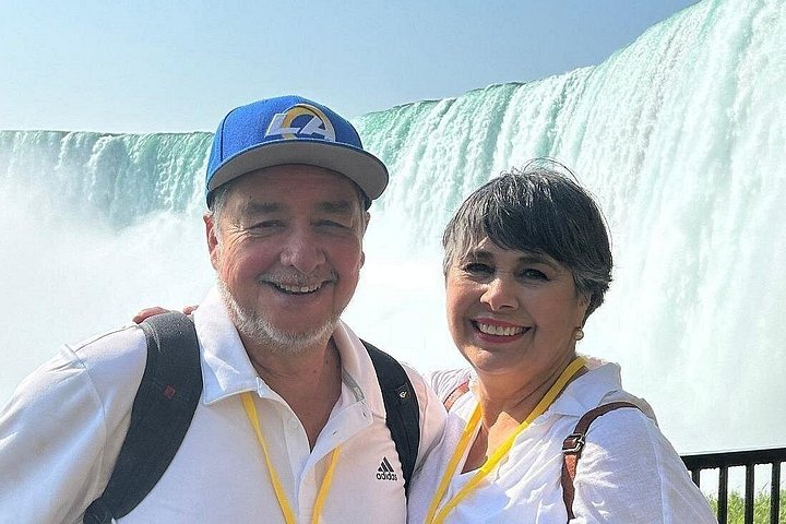 Erleben Sie die Niagara Fälle, Kanada mit einer Bootsfahrt und der Tour "Journey Behind the Falls", Foto 24 | wizardtrip