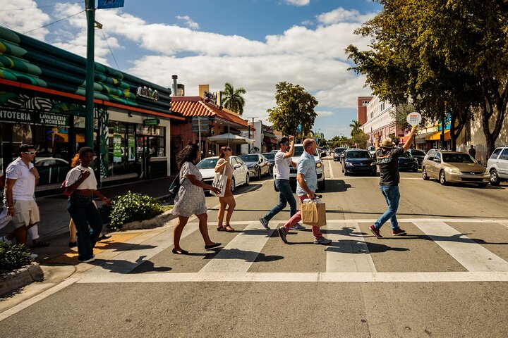 En livlig kulinarisk och kulturell vandring genom Miamis Little Havana-kvarter, foto 16 | wizardtrip