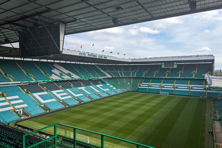 Guidet rundvisning på Celtic Park stadion i Glasgow, Skotland, inklusive udsigt over banen og omklædningsrummet, foto 6 | wizardtrip