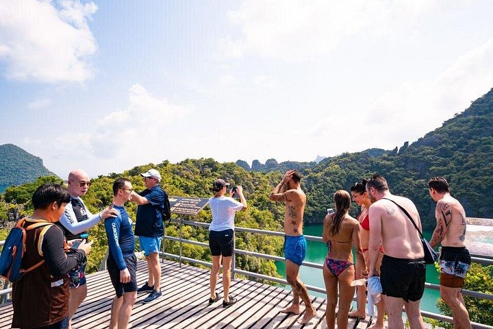 Luxe speedboot tour die de prachtige Ang Thong Islands National Marine Park bij Koh Samui, Thailand verkent, foto 12 | wizardtrip
