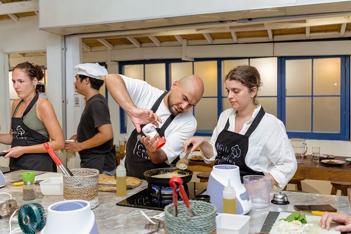 Master Indonesian Cuisine at Gili Cooking Classes | wizardtrip