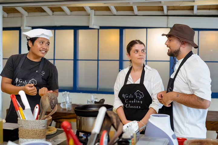 Impara a cucinare autentici piatti indonesiani in una lezione divertente e pratica a Gili Trawangan, foto 6 | wizardtrip