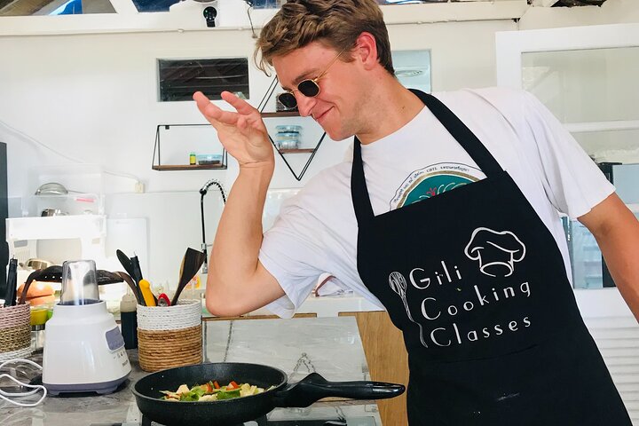 Impara a cucinare autentici piatti indonesiani in una lezione divertente e pratica a Gili Trawangan, foto 23 | wizardtrip