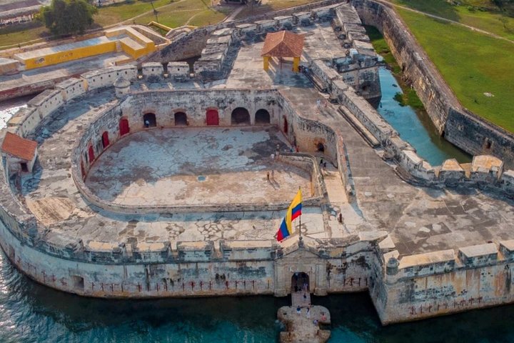 Passeio de ilhas em Cartagena com snorkel, beach clubs e almoço, foto 17 | wizardtrip
