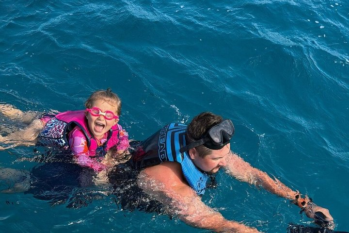 Excursion en catamaran à Waikiki, Hawaï, avec tortues et sports nautiques, photo 6 | wizardtrip