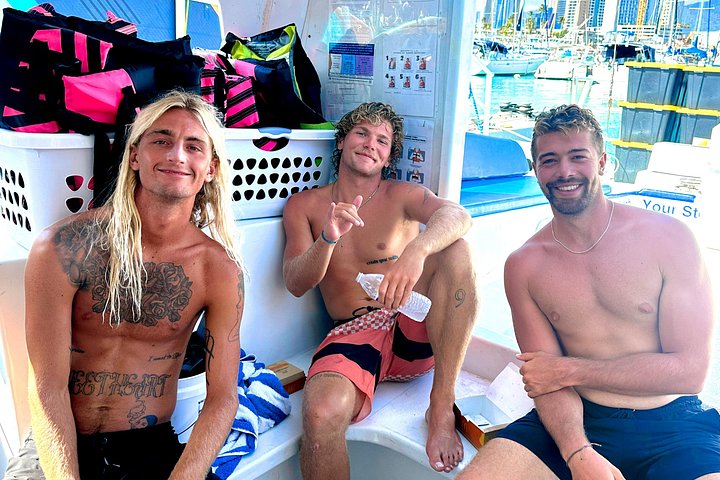 Excursion en catamaran à Waikiki, Hawaï, avec tortues et sports nautiques, photo 13 | wizardtrip