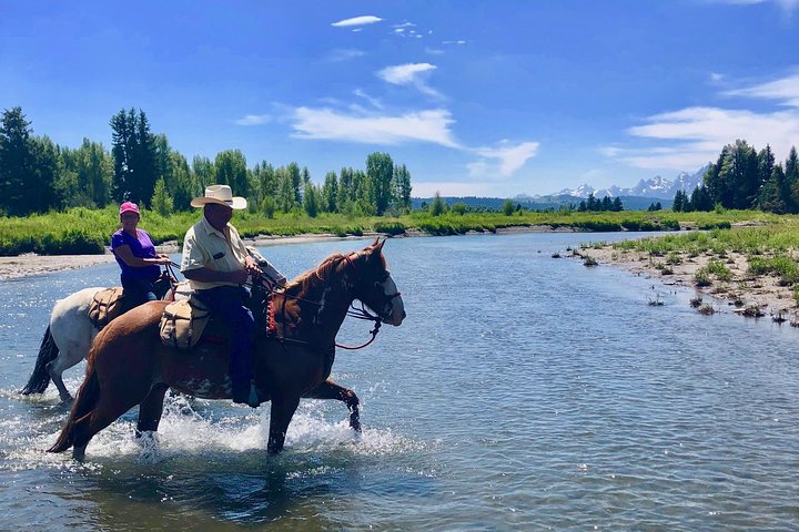 Balade à cheval avec vue sur le Grand Teton à Jackson Hole | wizardtrip