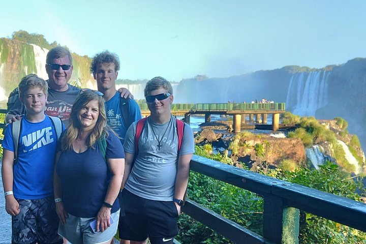Experience the majestic Iguaçu Falls on both the Brazilian and Argentine sides with a guided small-group tour, photo 21 | wizardtrip
