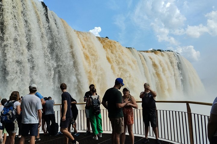 Experience the majestic Iguaçu Falls on both the Brazilian and Argentine sides with a guided small-group tour, photo 28 | wizardtrip