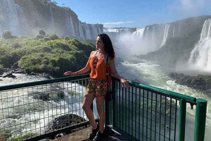 Experience the majestic Iguaçu Falls on both the Brazilian and Argentine sides with a guided small-group tour, photo 48 | wizardtrip