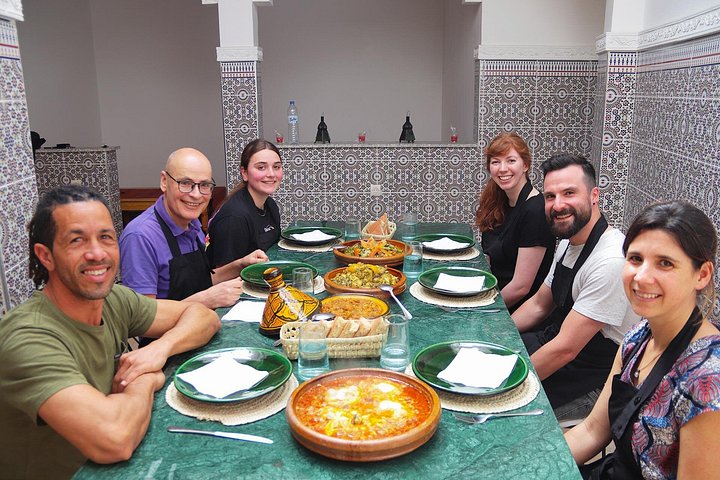 Praktisk marockansk matlagningskurs i Marrakech, med marknadsbesök och traditionella rätter, foto 16 | wizardtrip