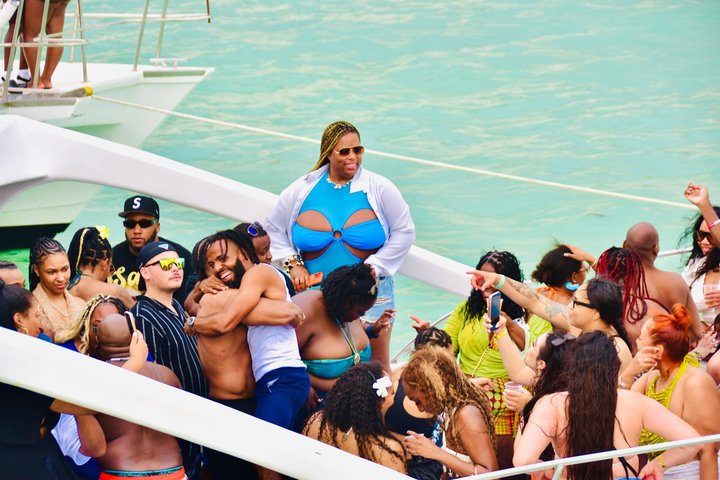 Festbåt med hiphop kun for voksne i Punta Cana med åpen bar og DJ, foto 38 | wizardtrip