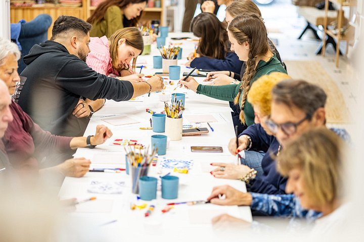 Creatieve tegel-schilderworkshop met cocktails in Porto, Portugal, foto 27 | wizardtrip