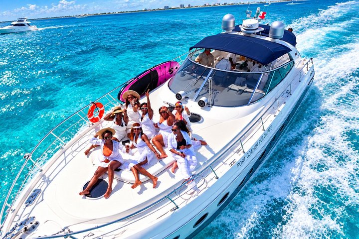Expérience Yacht Italien Elite DIVA 60ft à Cancún | wizardtrip