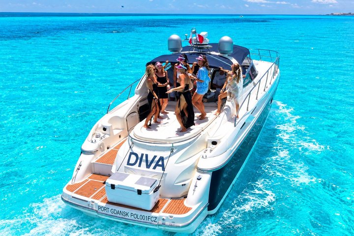 Luxe jachtcruise in Cancun, verken turquoise wateren en Isla Mujeres, foto 6 | wizardtrip