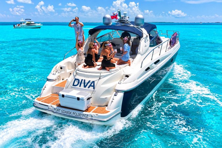 Luxe jachtcruise in Cancun, verken turquoise wateren en Isla Mujeres, foto 13 | wizardtrip