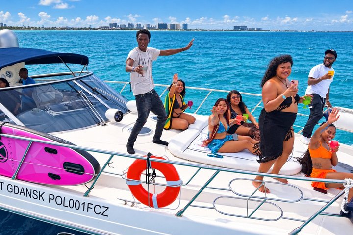 Luxe jachtcruise in Cancun, verken turquoise wateren en Isla Mujeres, foto 40 | wizardtrip