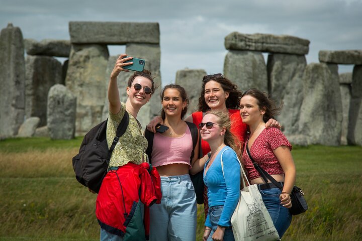 Dagstur fra London til Windsor Castle, Stonehenge og Bath, som viser historiske landemerker og arkitektur, foto 6 | wizardtrip