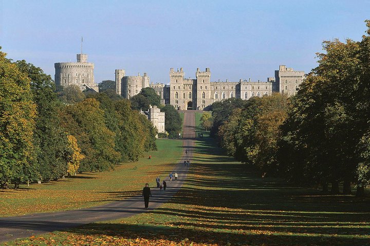 Dagstur fra London til Windsor Castle, Stonehenge og Bath, som viser historiske landemerker og arkitektur, foto 9 | wizardtrip