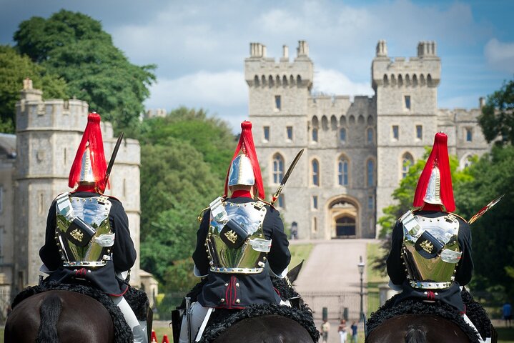 Gita di un giorno a Stonehenge e Windsor da Londra con accesso esclusivo al Cerchio Interno, foto 12 | wizardtrip