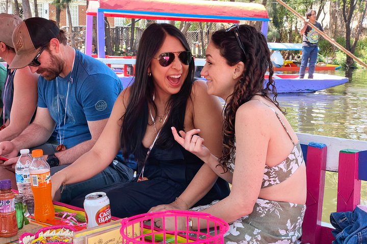 Profitez d'une excursion en bateau traditionnelle dans les anciens canaux de Xochimilco, Mexico, avec nourriture, boissons et activités culturelles, photo 27 | wizardtrip