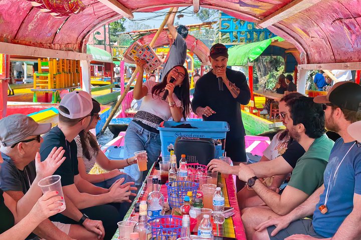 Profitez d'une excursion en bateau traditionnelle dans les anciens canaux de Xochimilco, Mexico, avec nourriture, boissons et activités culturelles, photo 50 | wizardtrip