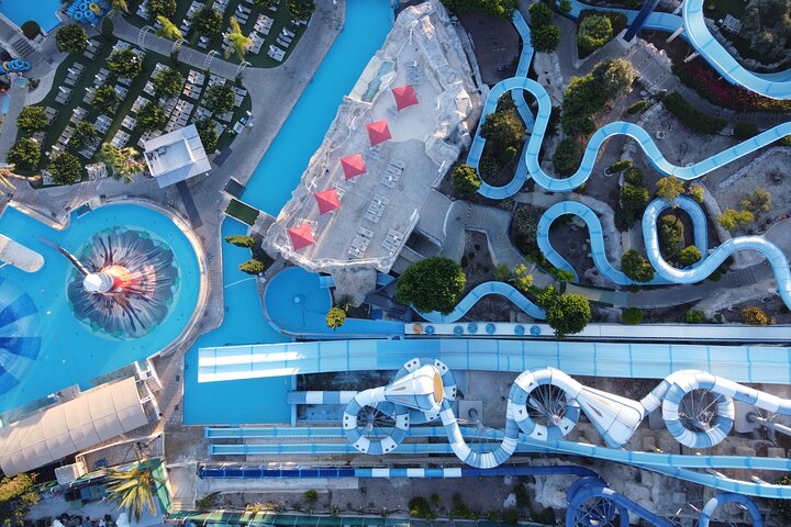 Découvrez des toboggans aquatiques palpitants et du plaisir en famille au Parc Aquatique Aphrodite de Paphos, Chypre, photo 15 | wizardtrip