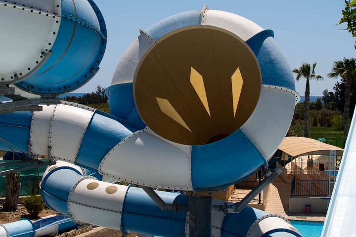 Découvrez des toboggans aquatiques palpitants et du plaisir en famille au Parc Aquatique Aphrodite de Paphos, Chypre, photo 22 | wizardtrip