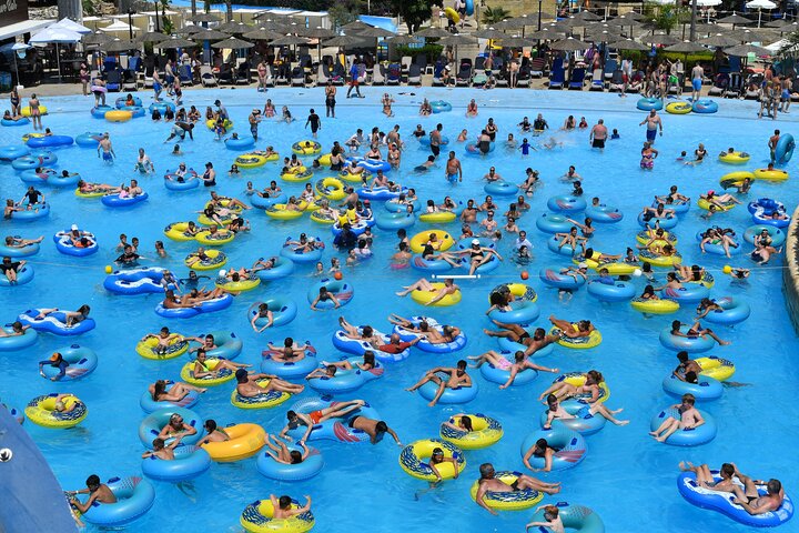 Découvrez des toboggans aquatiques palpitants et du plaisir en famille au Parc Aquatique Aphrodite de Paphos, Chypre, photo 27 | wizardtrip