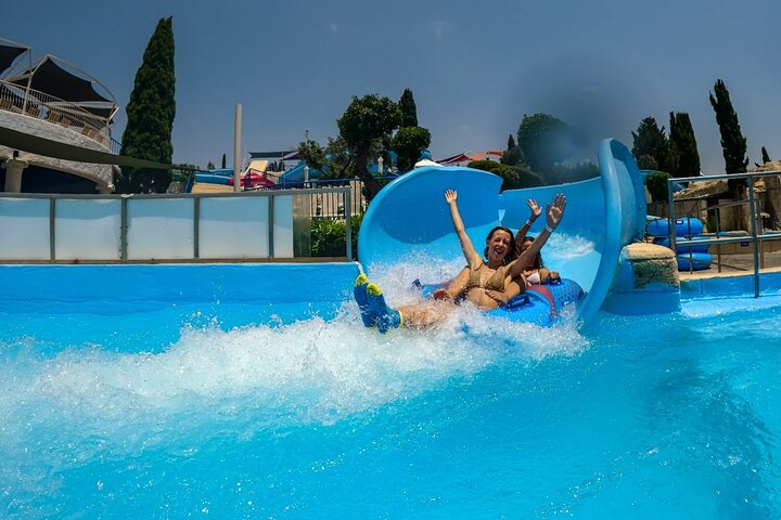 Découvrez des toboggans aquatiques palpitants et du plaisir en famille au Parc Aquatique Aphrodite de Paphos, Chypre, photo 43 | wizardtrip