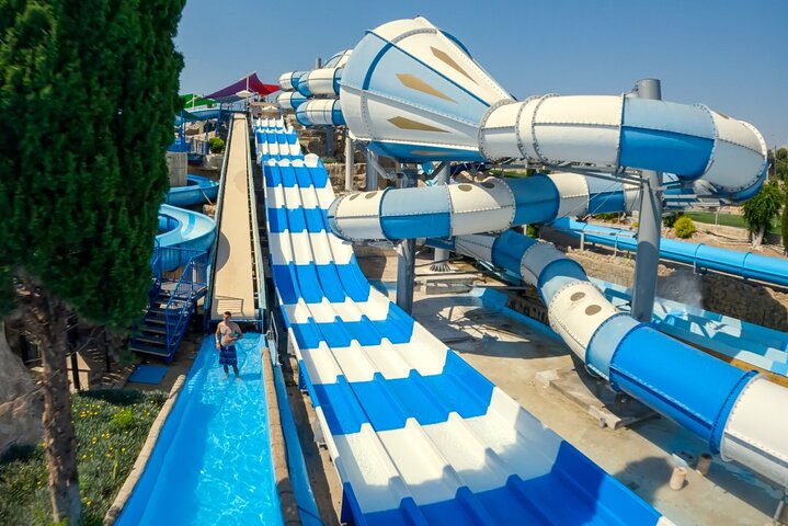 Découvrez des toboggans aquatiques palpitants et du plaisir en famille au Parc Aquatique Aphrodite de Paphos, Chypre, photo 46 | wizardtrip