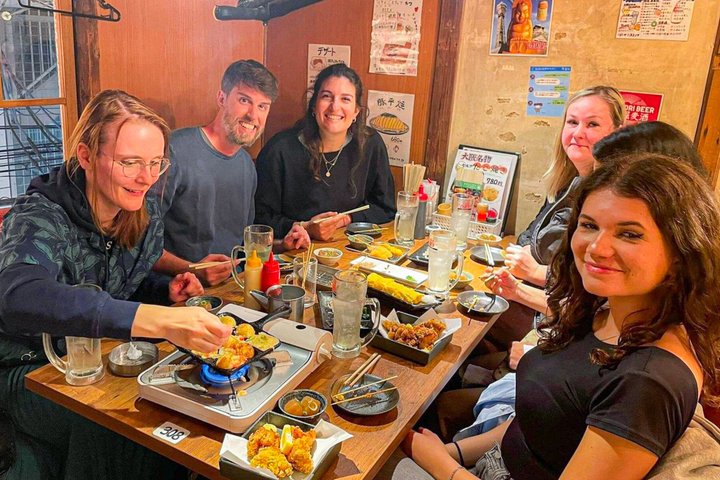 Kyoto food tour through Gion and Pontocho, featuring traditional Japanese dishes and nightlife, photo 7 | wizardtrip