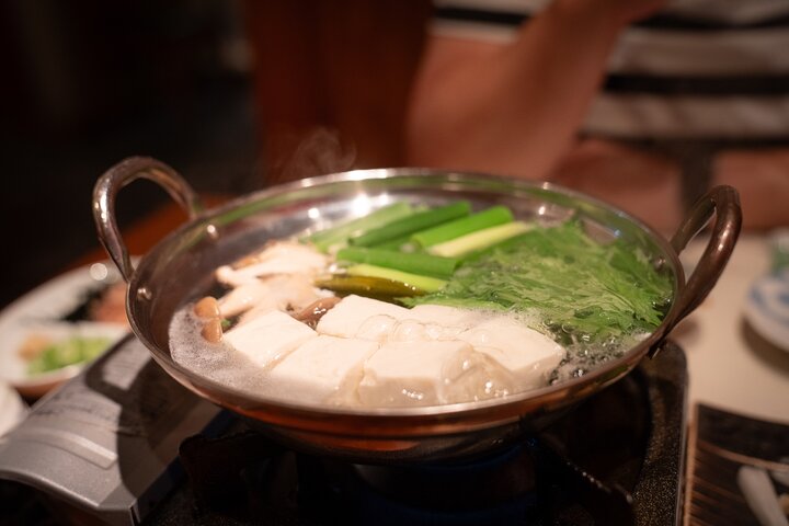 Kyoto food tour through Gion and Pontocho, featuring traditional Japanese dishes and nightlife, photo 12 | wizardtrip