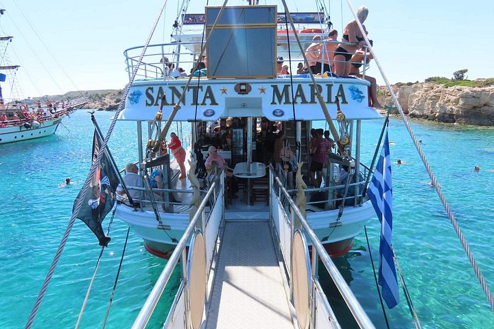 Een houten bootcruise langs Griekse eilanden, met zwemmen en dolfijnen spotten, foto 13 | wizardtrip