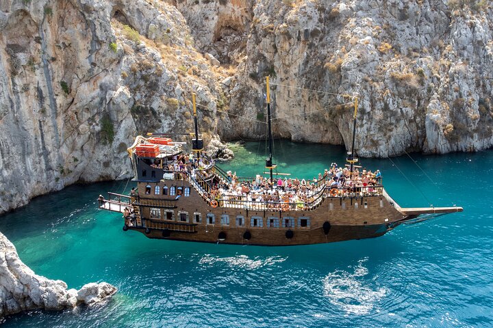 Cruzeiro de luxo em barco explorando ilhas e nadando em águas cristalinas perto de Kos, foto 6 | wizardtrip