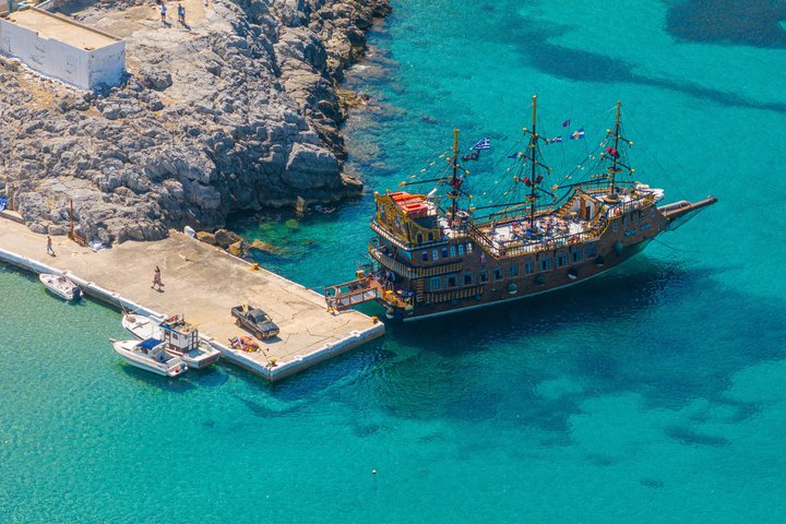 Cruzeiro de luxo em barco explorando ilhas e nadando em águas cristalinas perto de Kos, foto 17 | wizardtrip