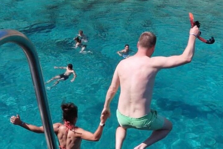 Cruzeiro de luxo em barco explorando ilhas e nadando em águas cristalinas perto de Kos, foto 29 | wizardtrip