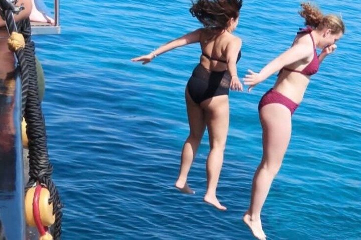 Cruzeiro de luxo em barco explorando ilhas e nadando em águas cristalinas perto de Kos, foto 31 | wizardtrip
