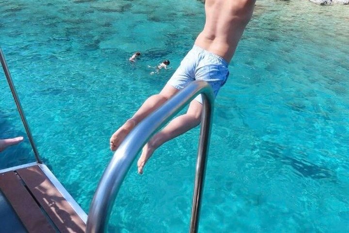 Cruzeiro de luxo em barco explorando ilhas e nadando em águas cristalinas perto de Kos, foto 34 | wizardtrip