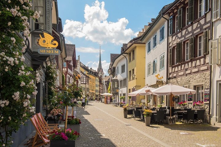 Vistas cénicas das Cataratas do Reno e da cidade medieval de Stein am Rhein numa viagem de meio dia a partir de Zurique, foto 6 | wizardtrip