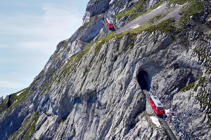 Vistas panorâmicas do Monte Pilatus e do Lago de Lucerna durante um passeio guiado a partir de Lucerna, Suíça, foto 6 | wizardtrip