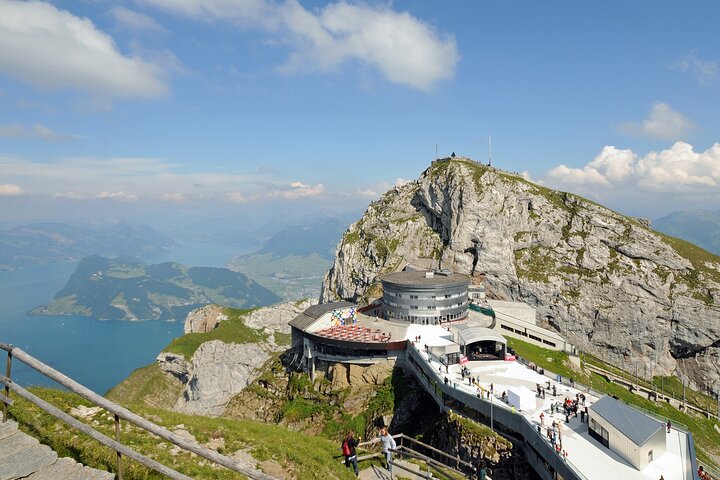 Vistas panorâmicas do Monte Pilatus e do Lago de Lucerna durante um passeio guiado a partir de Lucerna, Suíça, foto 10 | wizardtrip