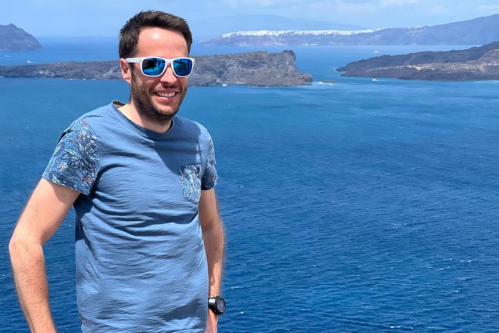 Privé op maat gemaakte tour van Santorini met lokale chauffeur, die dorpen, stranden en uitzichtpunten verkent, foto 31 | wizardtrip