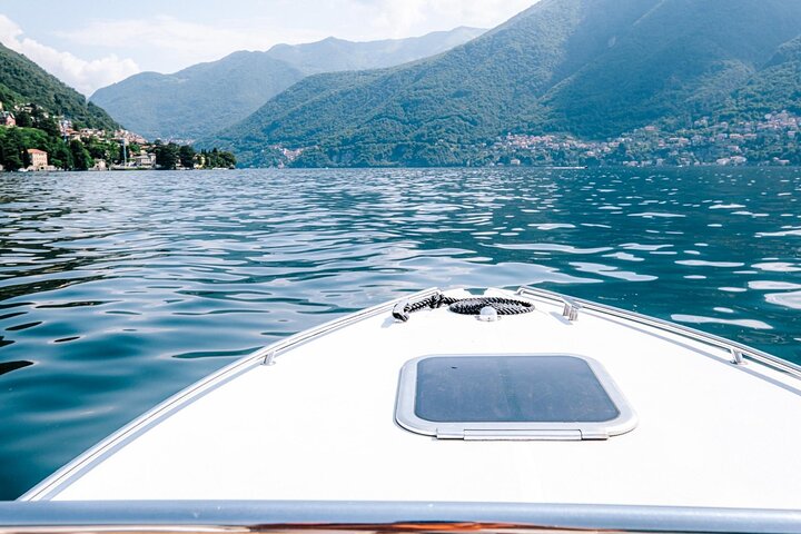 Privat speedbåttur på Comosjøen, Italia, med villaer og naturskjønn utsikt, foto 11 | wizardtrip