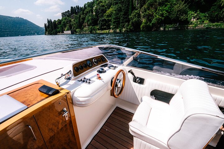 Privat speedbåttur på Comosjøen, Italia, med villaer og naturskjønn utsikt, foto 13 | wizardtrip