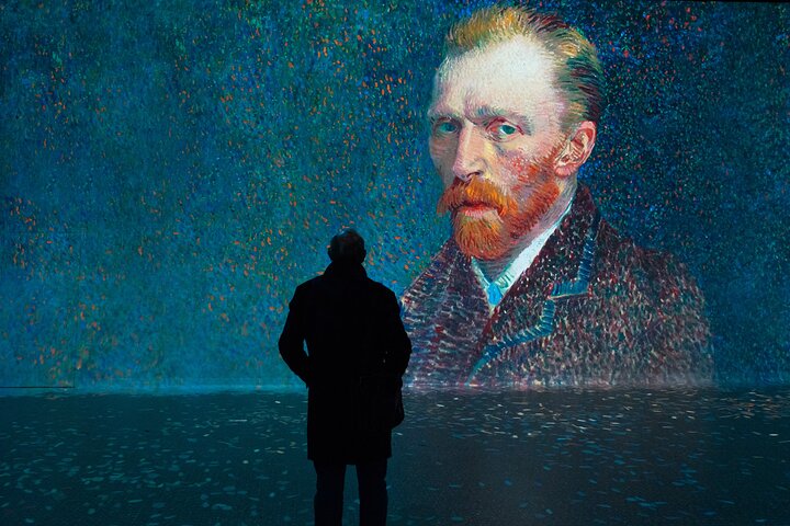 Immersive art experience in London showcasing famous masterpieces in a 360-degree visual and sound environment, photo 9 | wizardtrip