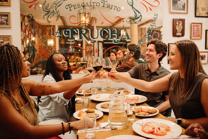 Un viaggio culinario e storico attraverso le taverne più antiche e i monumenti iconici di Madrid, foto 11 | wizardtrip
