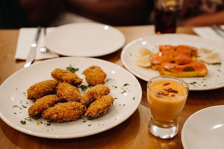 Un viaggio culinario e storico attraverso le taverne più antiche e i monumenti iconici di Madrid, foto 14 | wizardtrip