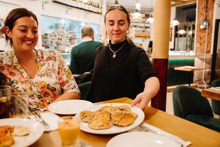 Un viaggio culinario e storico attraverso le taverne più antiche e i monumenti iconici di Madrid, foto 22 | wizardtrip